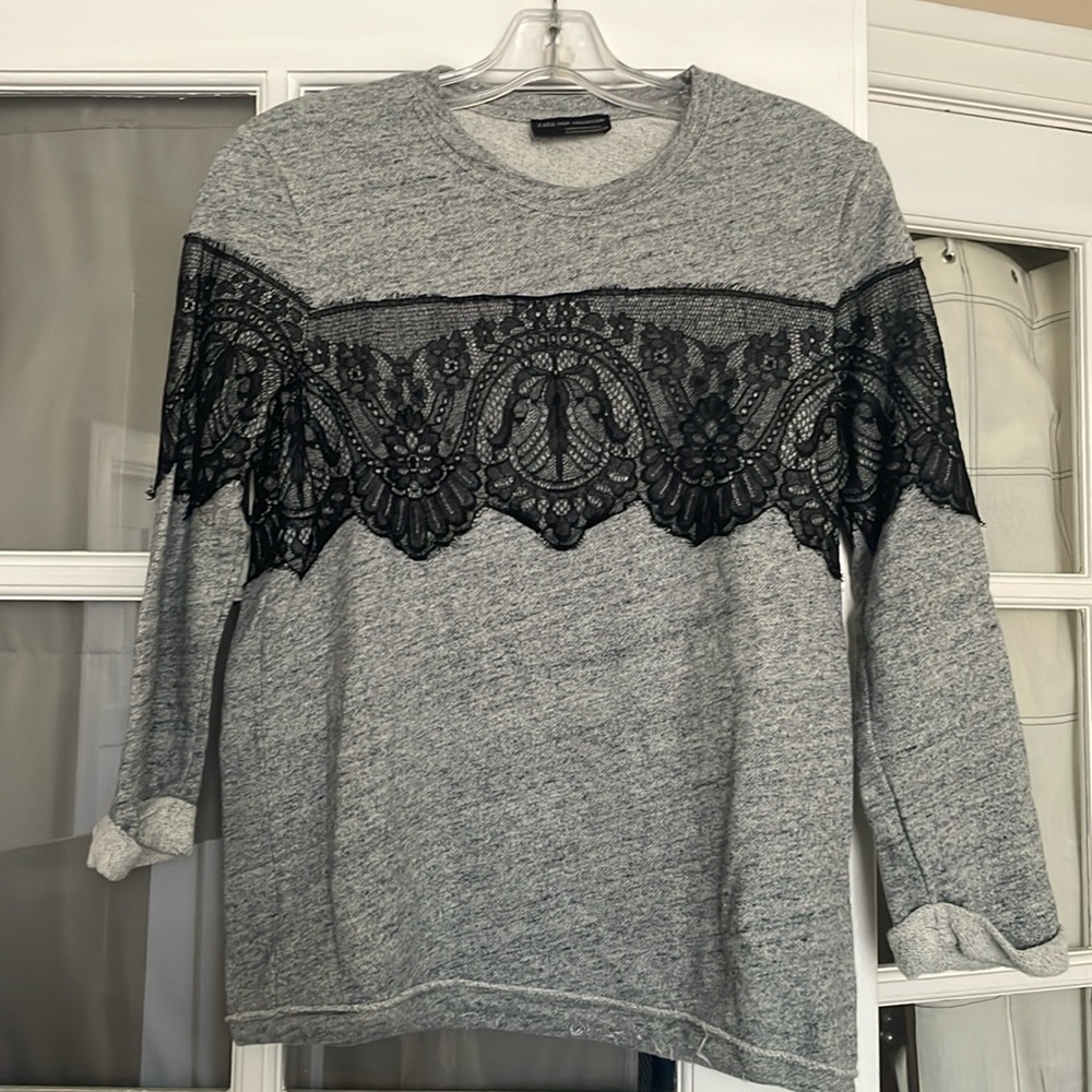 ZARA lace détail Gray sweatshirt